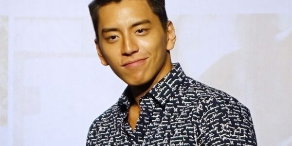 Darren Wang arrested for avoiding conscription enlists in the military.