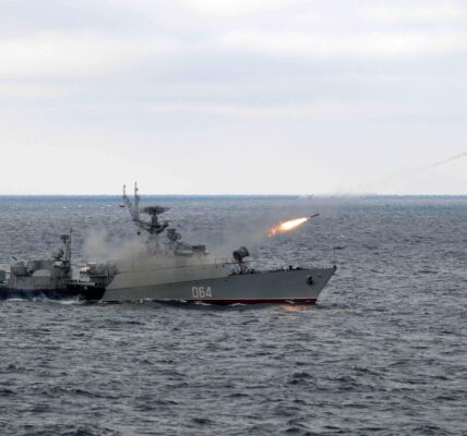 Russia claims that before a maritime ceasefire in Ukraine can begin, sanctions must be removed.