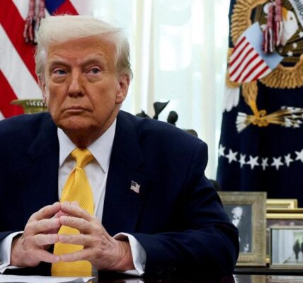 Trump halts his intention to impose 50% tariffs on Canada on steel and aluminum.